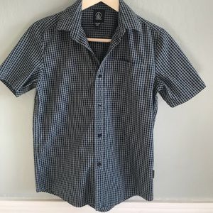 Boys size 12 Volcom button up dress shirt. NWOT